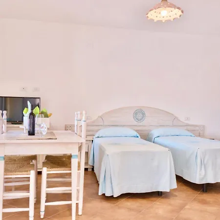 With Air Conditioning In Apartament *